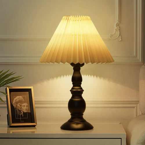 Elegant Pleated Lamp