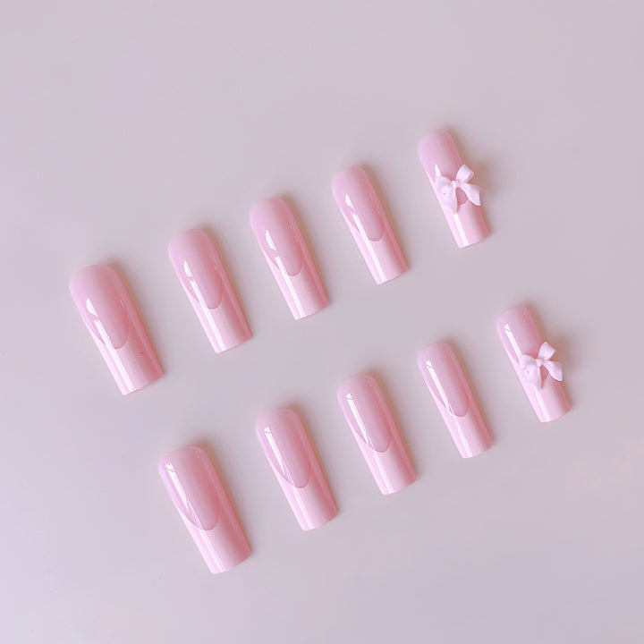 Artificial nail set with elegant tips and playful 3D design Bowlift