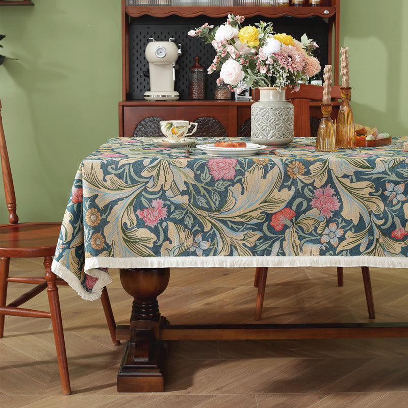 Elegant Patterned Tablecloth