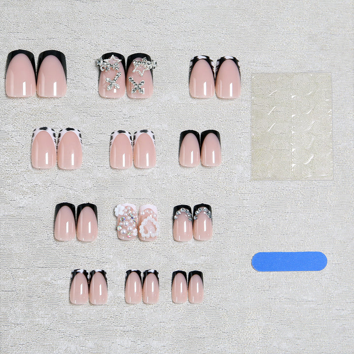 Artificial nail set with detailed 3D beads and glamorous design Bowlift