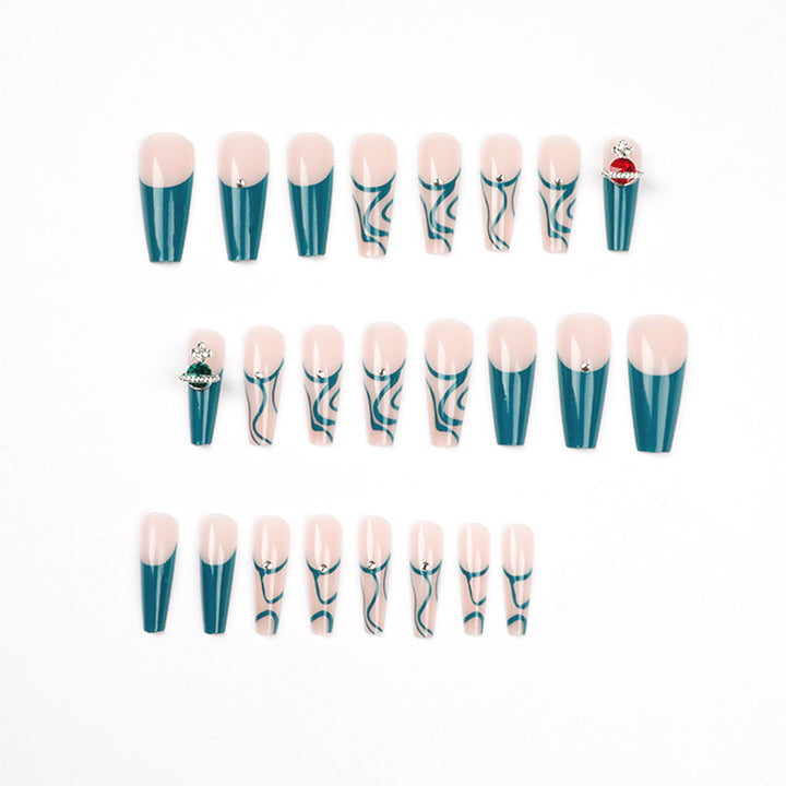 Artful nail decoration with elegant accents Bowlift