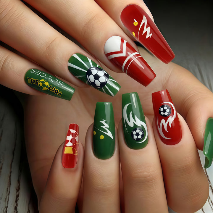 Sporty nail art in football style Bowlift