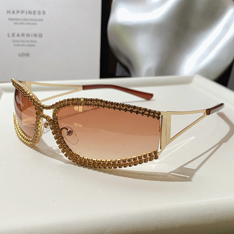 Women Cat-Eye Sunglasses with Sparkling Crystal Frame Bowlift