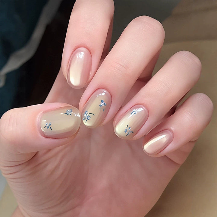 Floral-Design Press-On Nail Set Bowlift