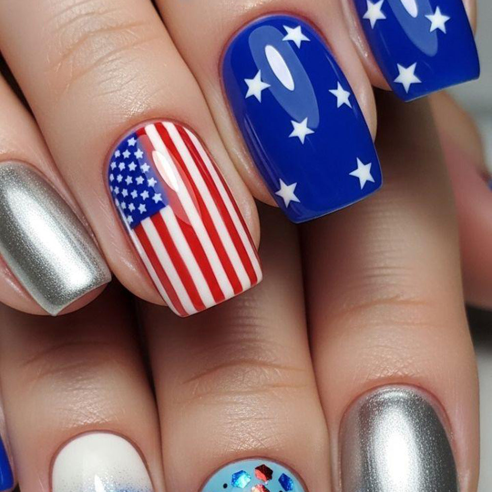 Creative art nail design in patriotic style Bowlift