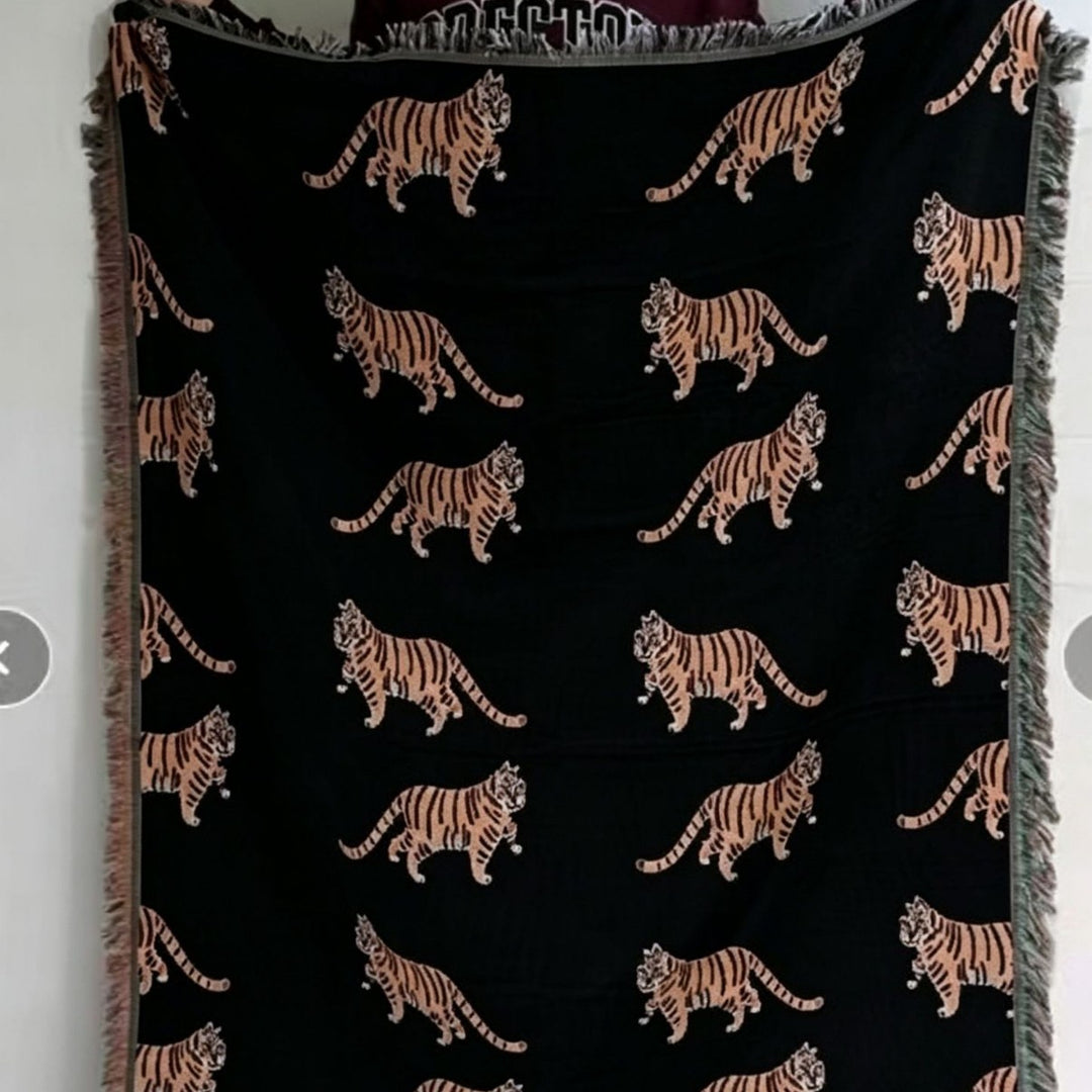 Artistic Decorative Throw Blanket