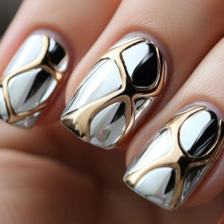 Artificial nails with elegant 3D pattern Bowlift