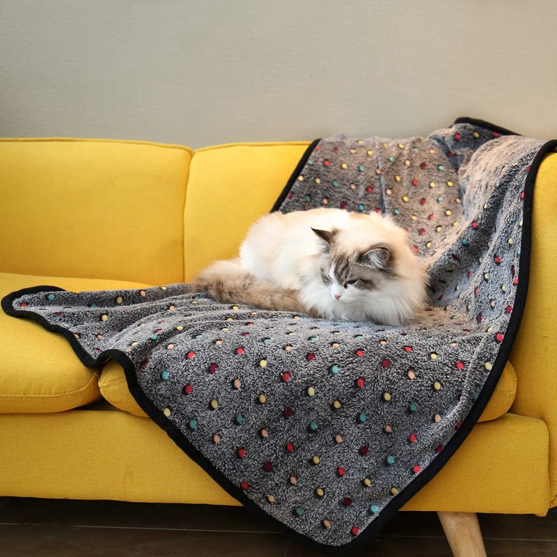 Women's Cozy Plush Blanket with Polka Dot Pattern Bowlift