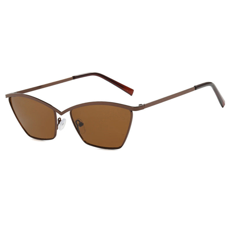 Women's fashionable Cat-Eye sunglasses with elegant metal frame Bowlift