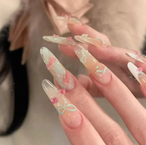 Decorative Nail Art Press-On Set Bowlift