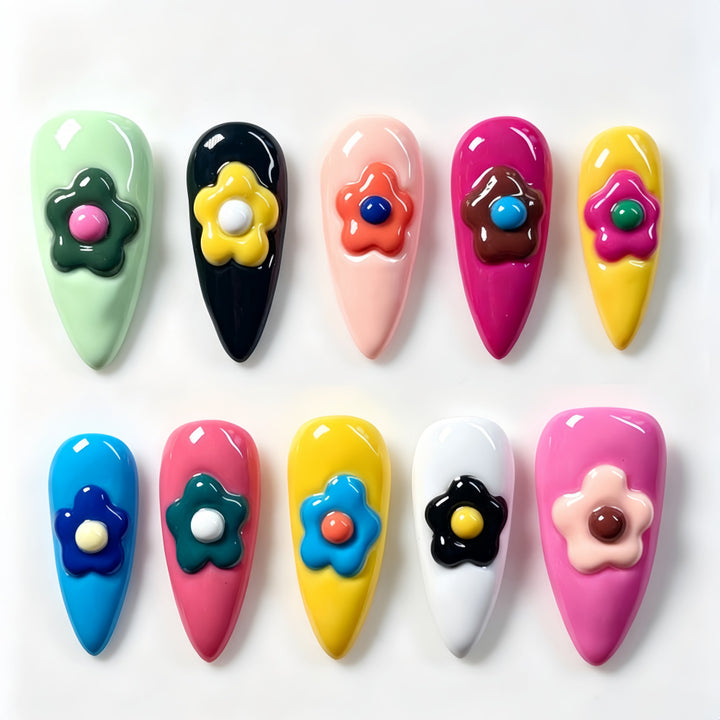 Artificial nails with floral 3D design Bowlift