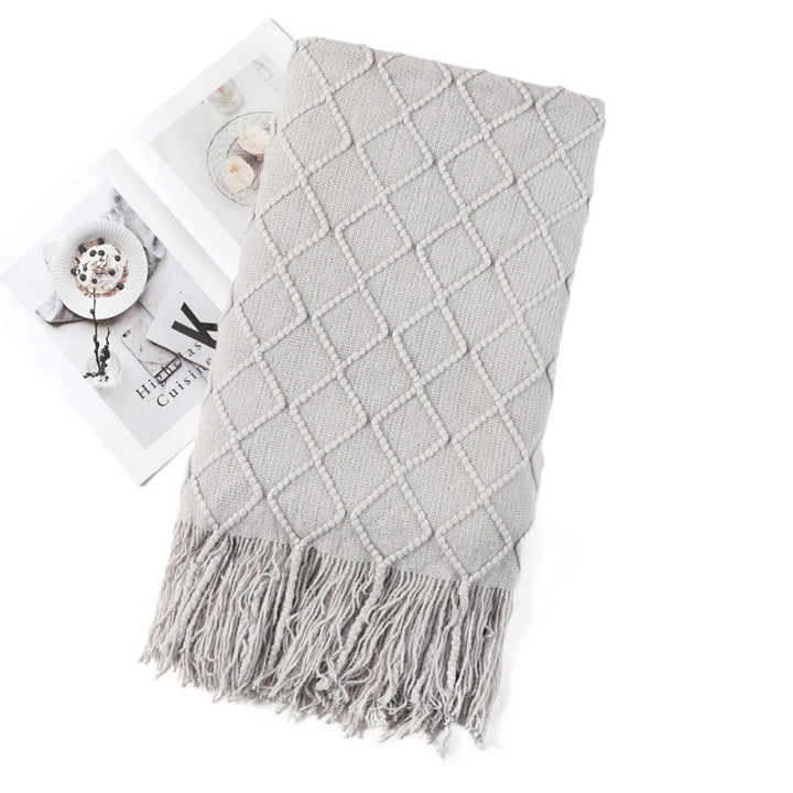 Women's elegant and cozy throw blanket with decorative pattern Bowlift