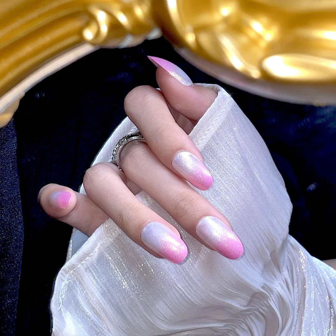 Artificial nails with glitter gradient and ombre effect Bowlift