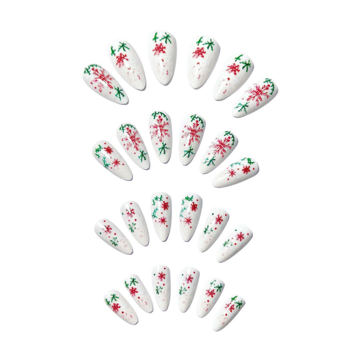 Artificial nails with winter snowflake and Christmas motif Bowlift