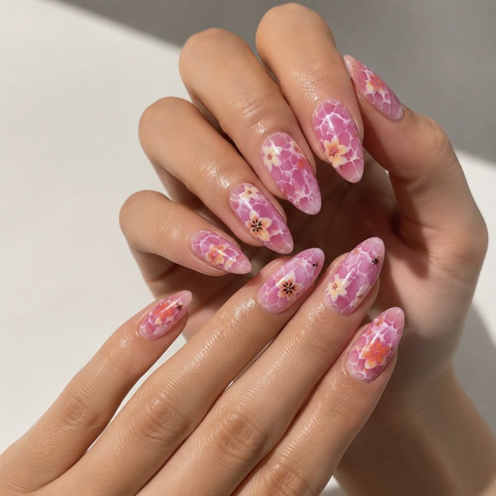Artistic Floral-Patterned Press-On Nails Bowlift
