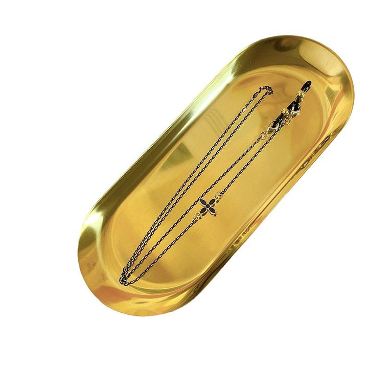 Elegant jewelry chain with filigree pendant Bowlift