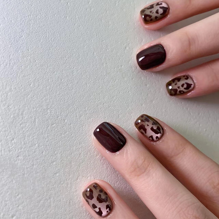 Trendy Stiletto Nails Bowlift
