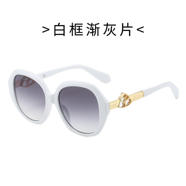 Women's Oversized Sunglasses with Golden Accents Bowlift
