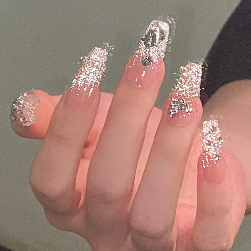 Sparkling nail art with 3D applications Bowlift