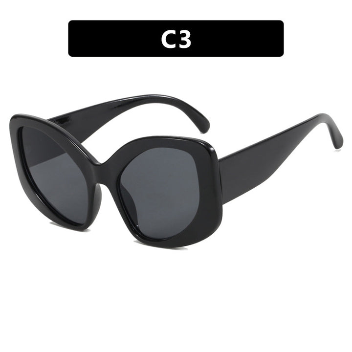 Women elegant oversized sunglasses with striking design Bowlift