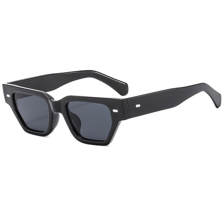 Women’s sunglasses in modern, geometric design with glare-free lenses Bowlift