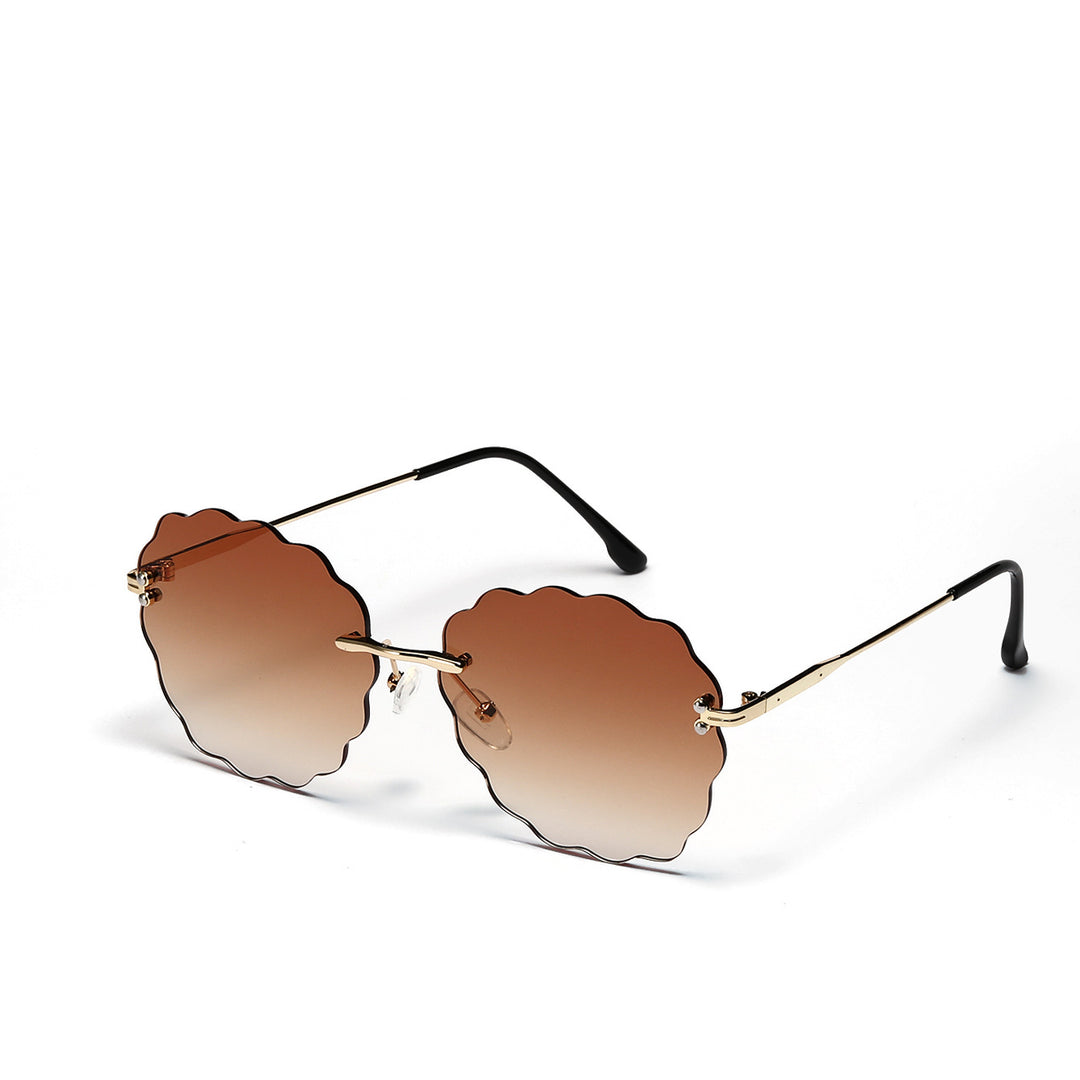 Ladies fashionable sunglasses in unique flower frame Bowlift