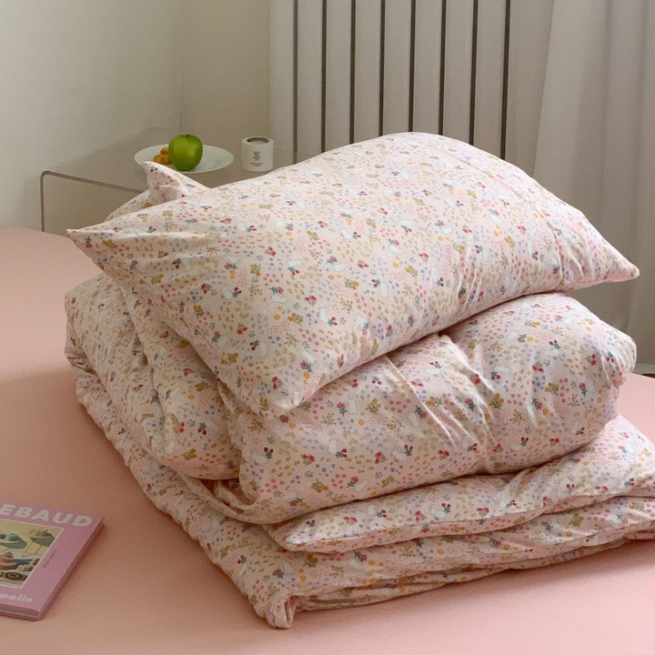 Unisex cotton pillowcase with cheerful bear design Bowlift