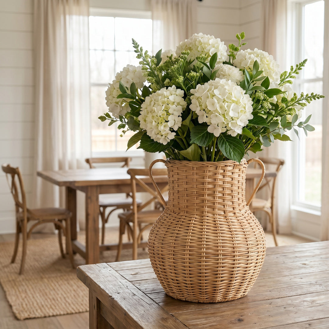 Handcrafted decorative basket made of natural weave Bowlift
