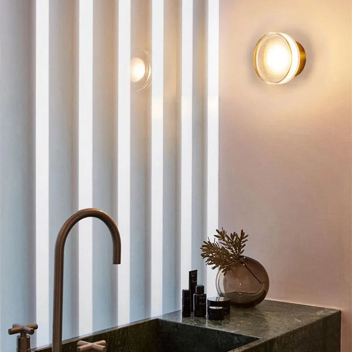 BowLift | Metal Wall Lamp Small Modern Bowl-shaped Design