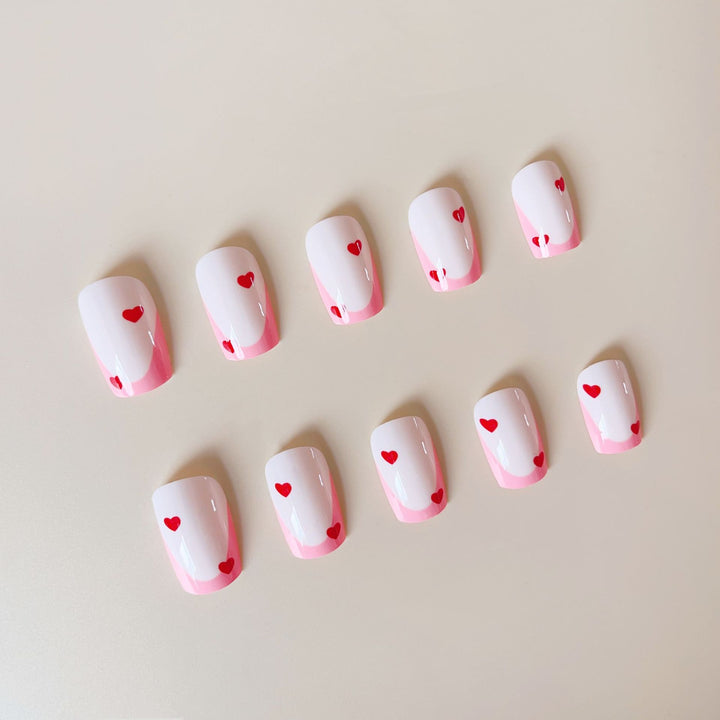Nail Art Set with playful heart motif and elegant accents Bowlift