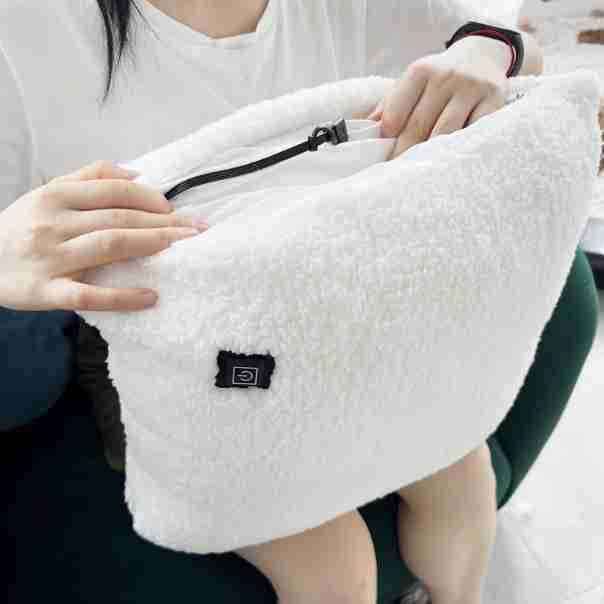 Ladies Cuddle Cushion Bowlift