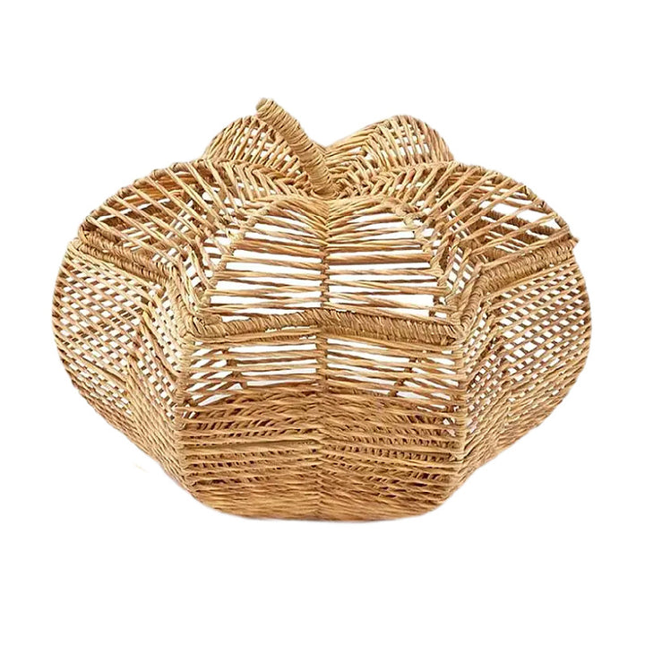 Handcrafted fruit basket in pumpkin design Bowlift