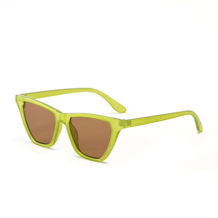 Women Cat-Eye Sunglasses with modern, translucent frame Bowlift