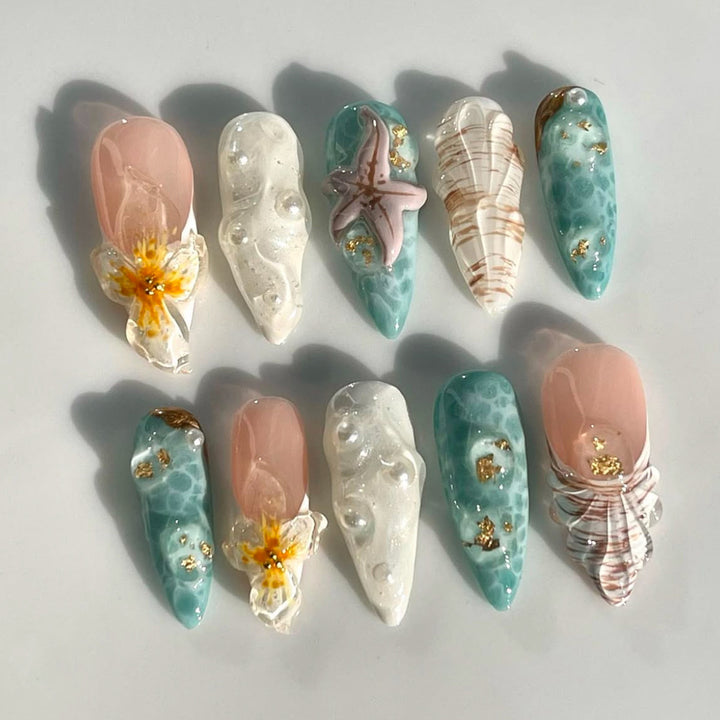 Thematic Ocean-Inspired Press-On Nail Extensions Bowlift