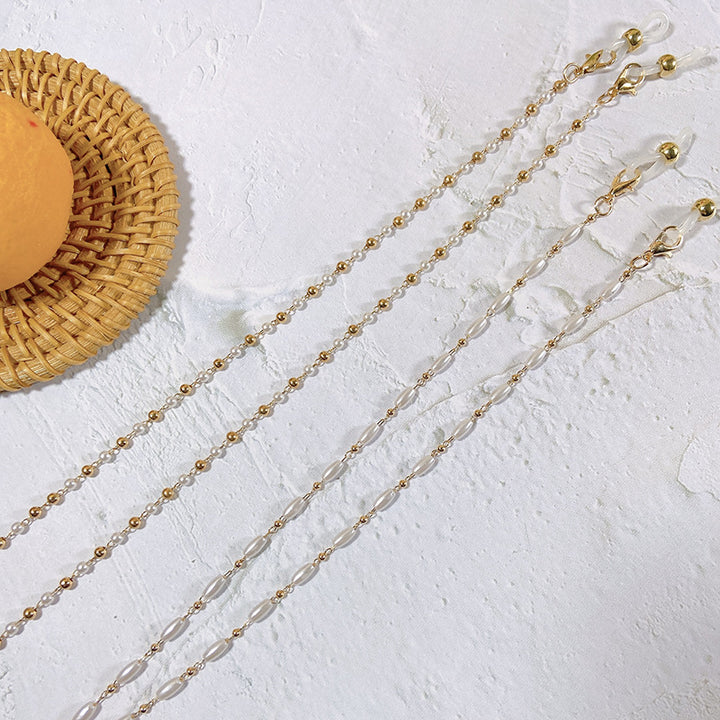 Elegant glasses holder chain with pearls Bowlift