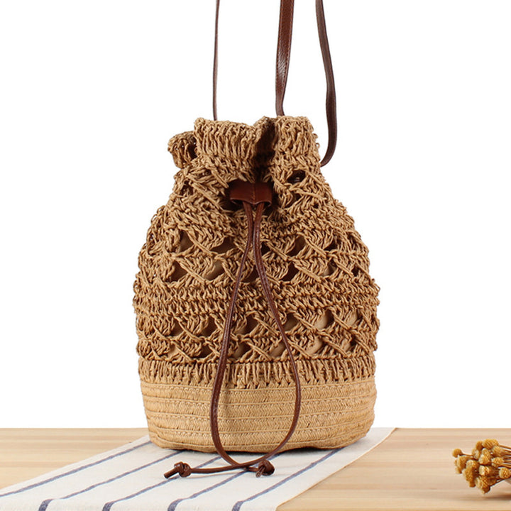 Designer Backpack Made of Natural Weave with Leather Accents Bowlift