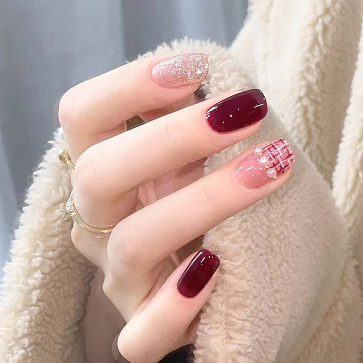 Glamorous Nail Designs Bowlift