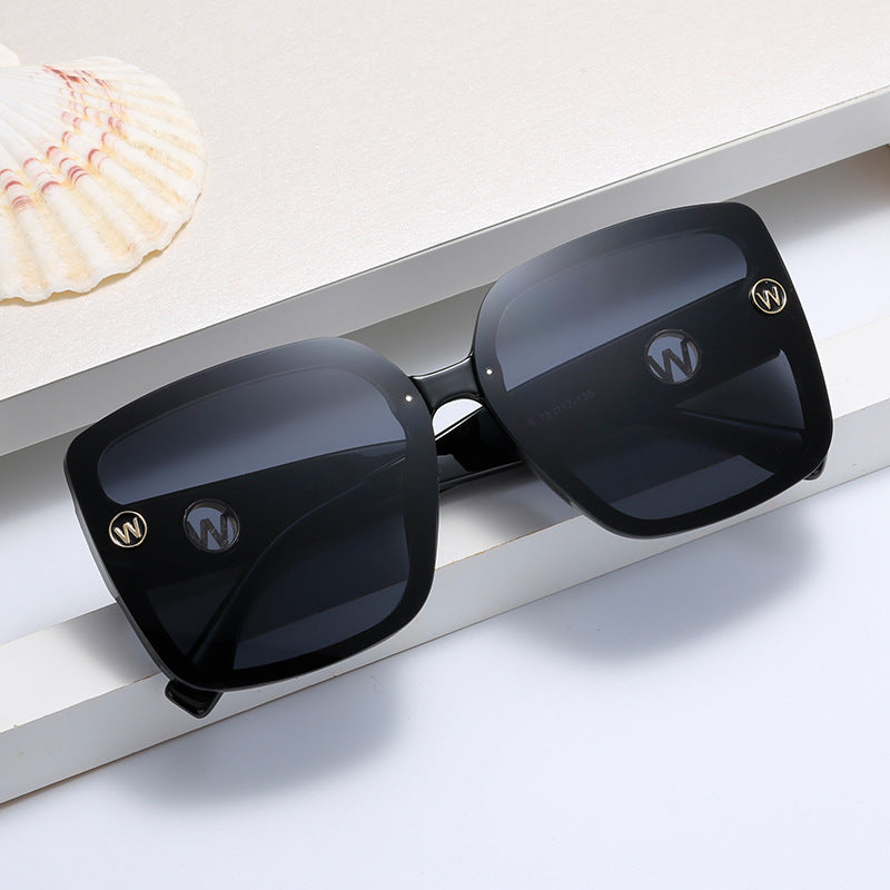 Women's square sunglasses with gradient lenses Bowlift