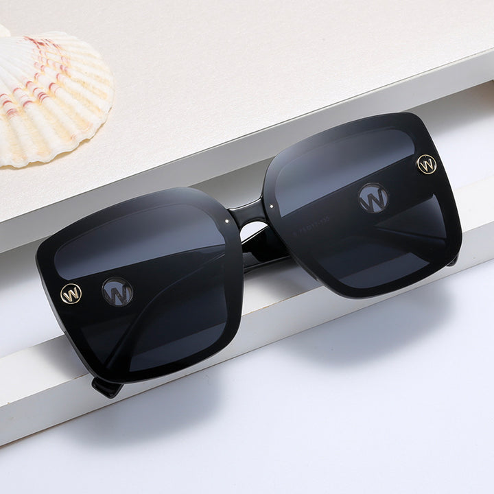 Women's square sunglasses with gradient lenses Bowlift