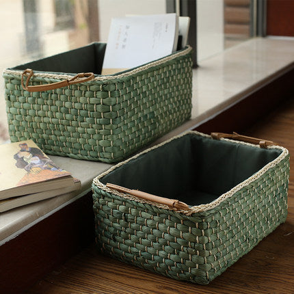 Handcrafted organizer basket with two handles Bowlift