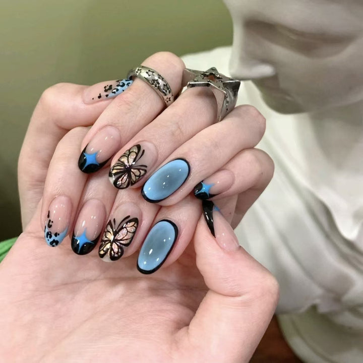 Stylish Artistic Press-On Nail Set Bowlift