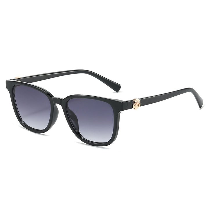 Vintage Cat-Eye Sunglasses Bowlift