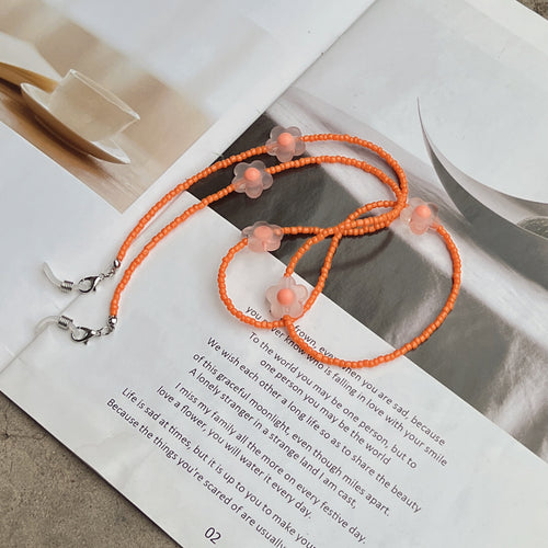 Floral Beaded Eyewear Chain Bowlift