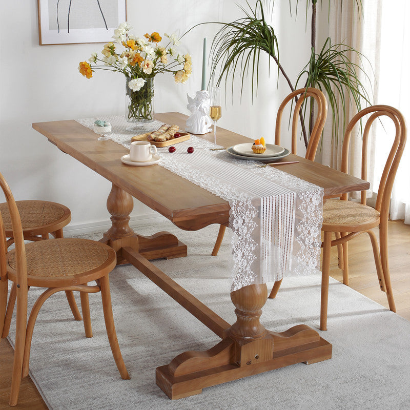 Stylish Elegant Lace Table Runner