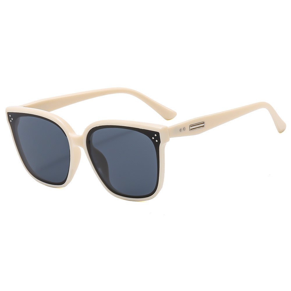 Women's fashionable oversized sunglasses in retro style Bowlift