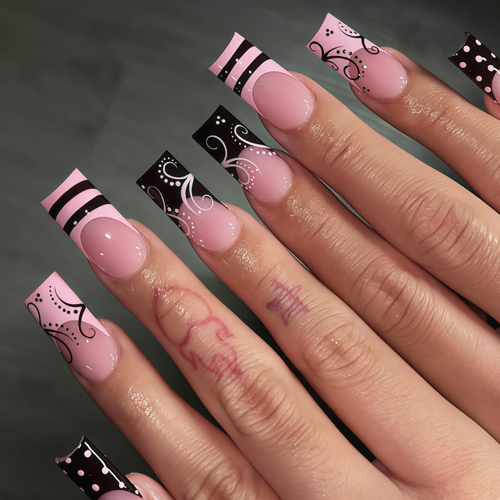 Decorative Artistic Stiletto Press-On Nails Bowlift