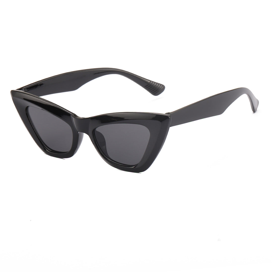 Ladies Cat-Eye Sunglasses with trendy Animal Print Bowlift