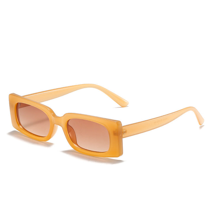 Women's sunglasses in modern retro style Bowlift