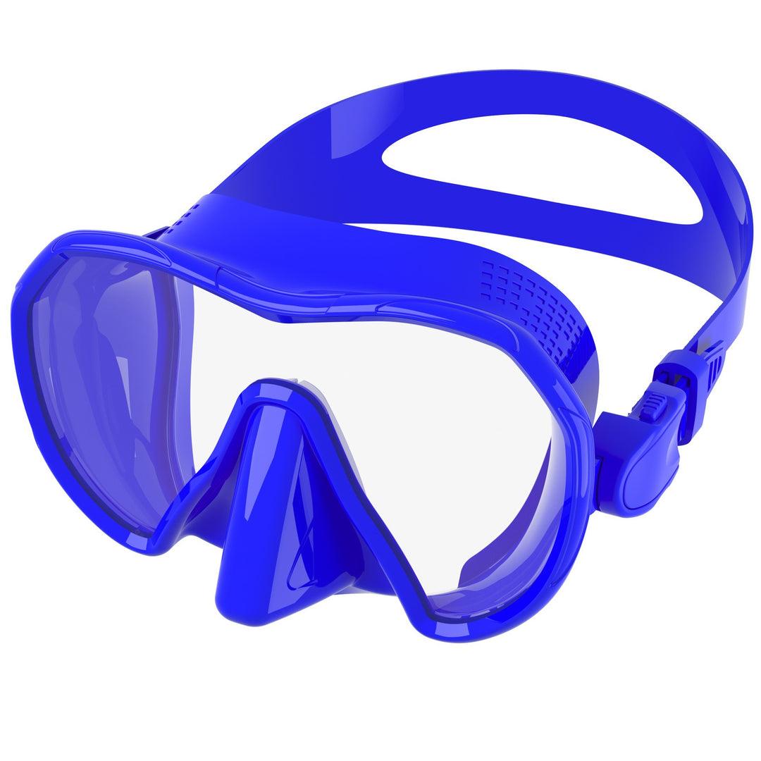 Diving mask with secure fit and innovative anti-fog system Bowlift