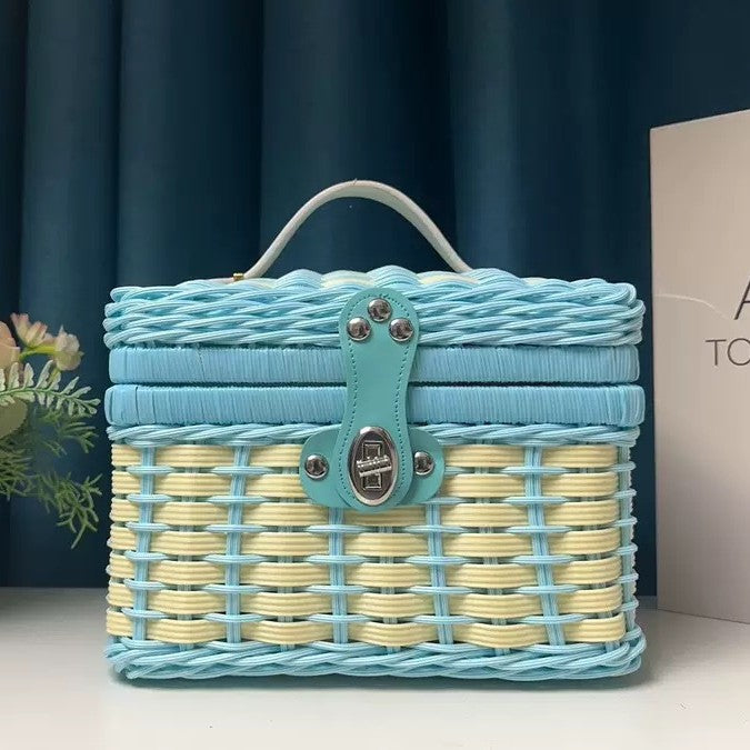 Women Robust Rattan Storage Box Bowlift